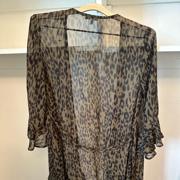 Olive leopard print kimona - Picture 2 of 4